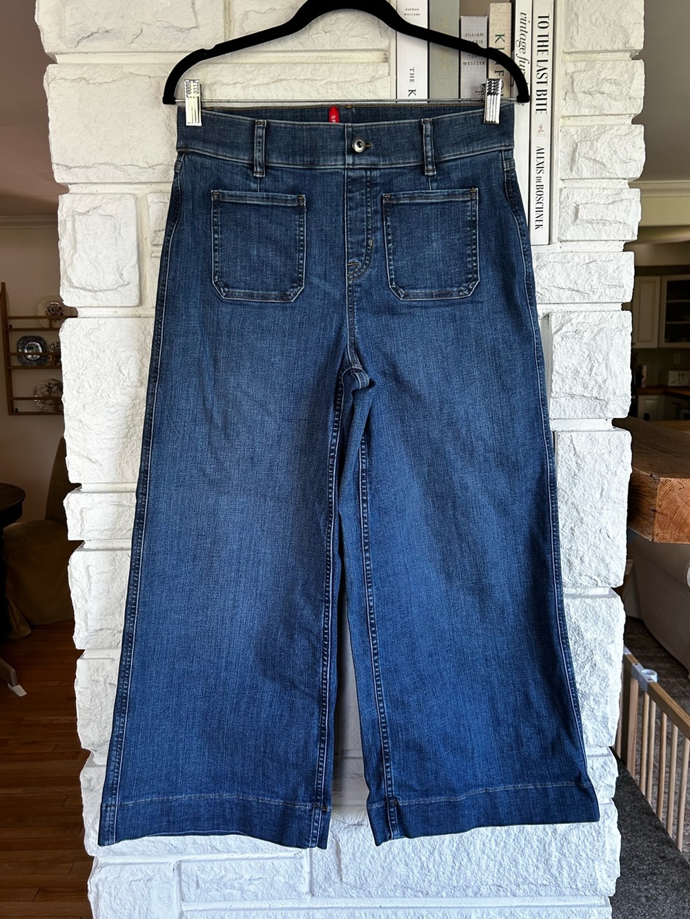 SPANX High Rise Cropped Wide Leg Jeans Washed Indigo Size Medium Petite - Picture 3 of 13